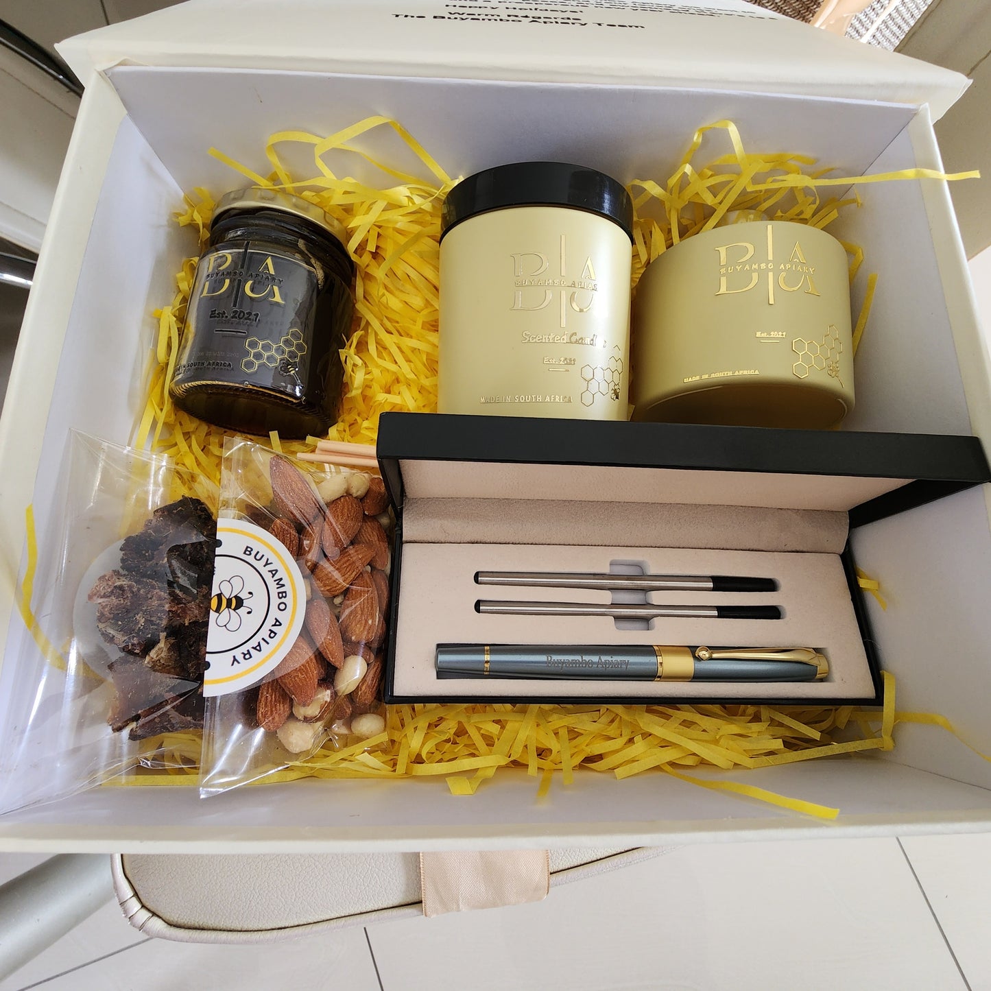 Premium Luxury curated gift boxes (Large)