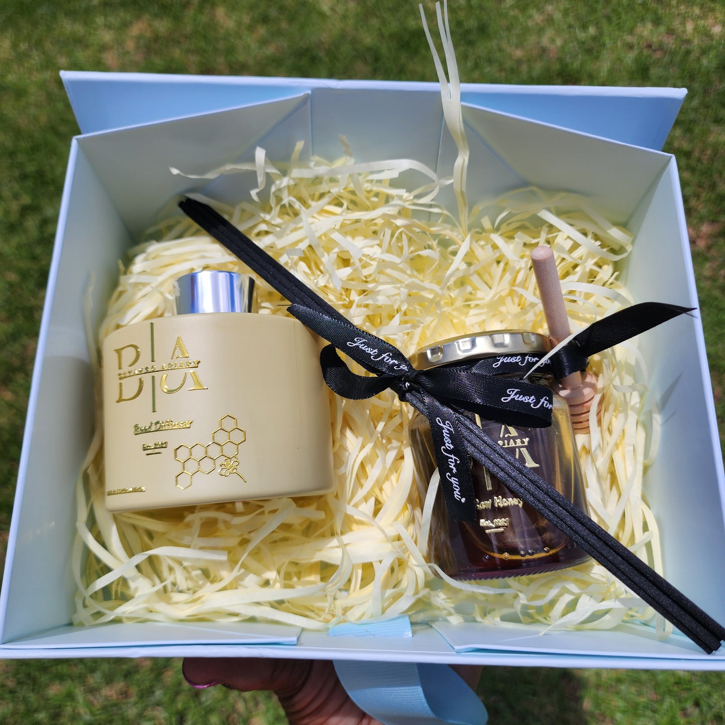 Premium Luxury curated gift boxes (Small)
